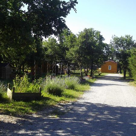 Chalet 2 Pers. + Bebe Montolieu Екстер'єр фото