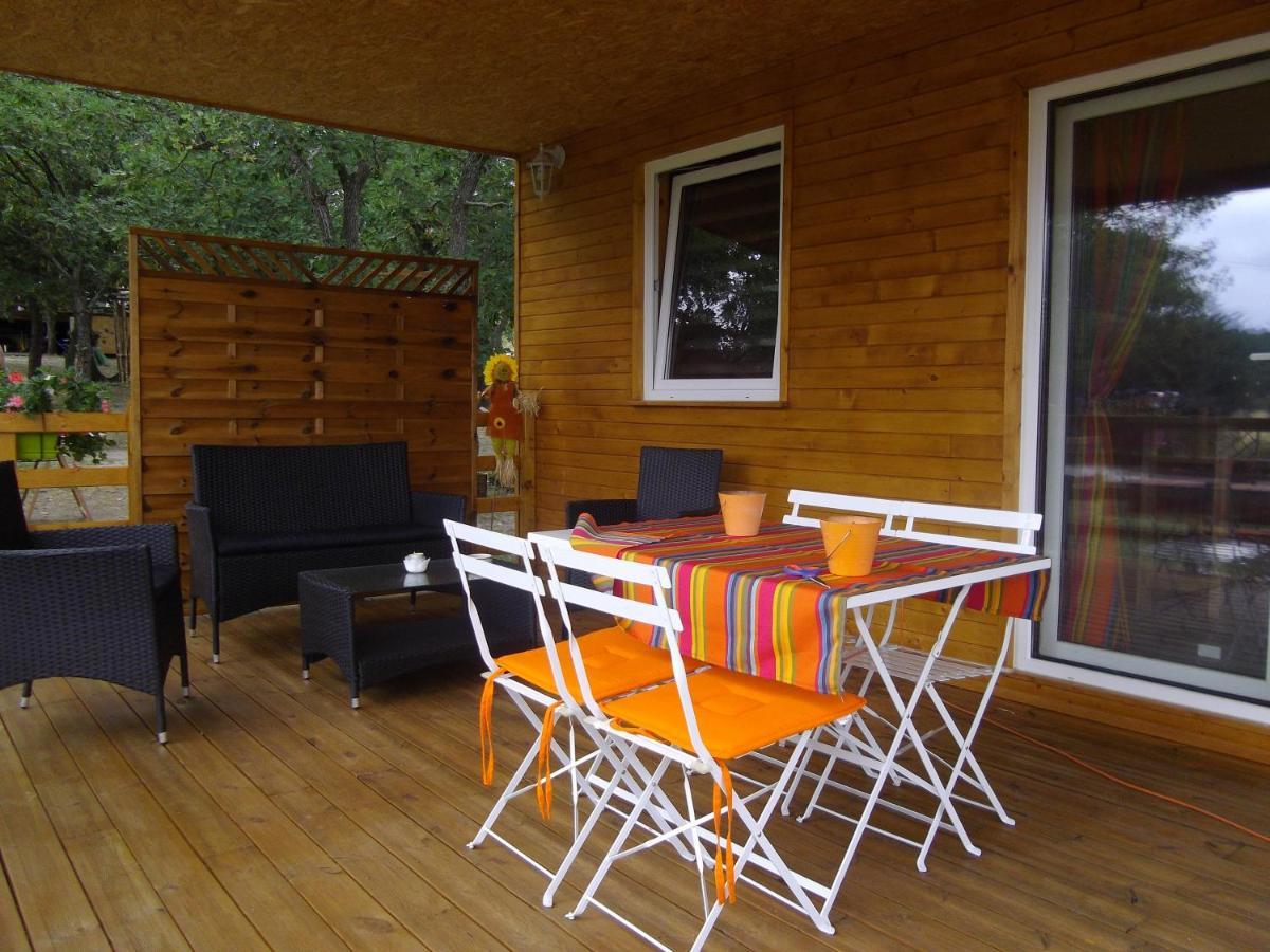 Chalet 2 Pers. + Bebe Montolieu Екстер'єр фото