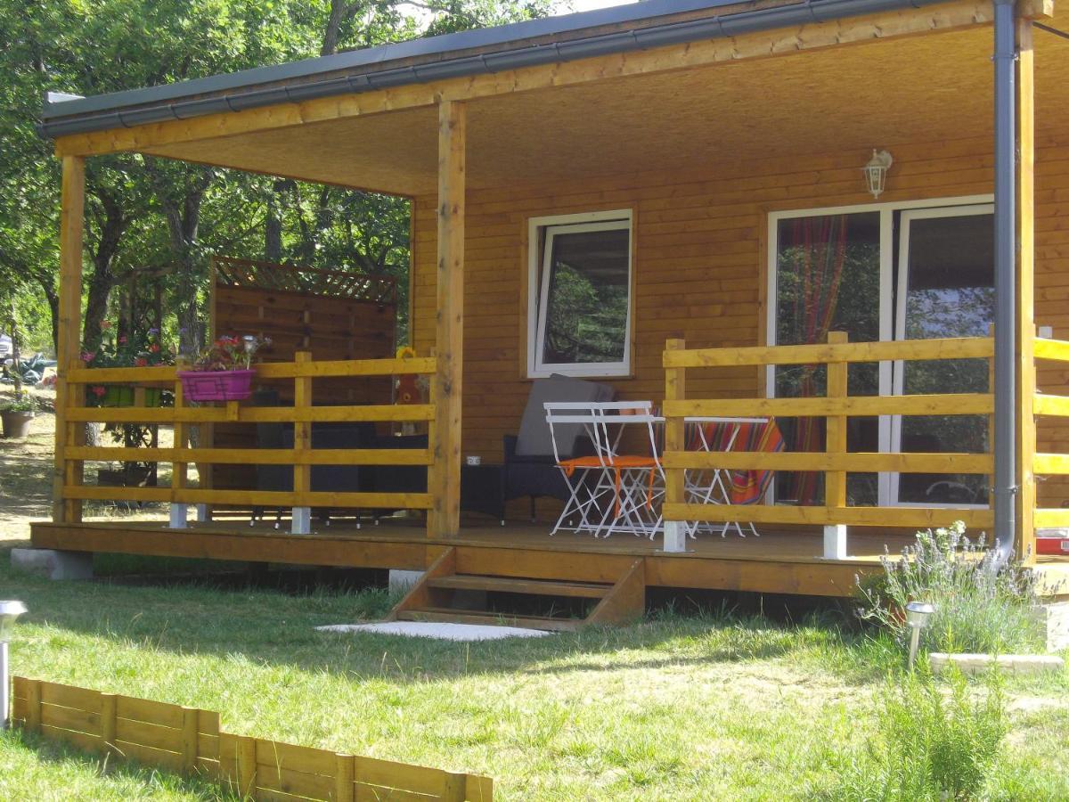 Chalet 2 Pers. + Bebe Montolieu Екстер'єр фото