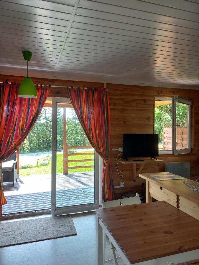 Chalet 2 Pers. + Bebe Montolieu Екстер'єр фото