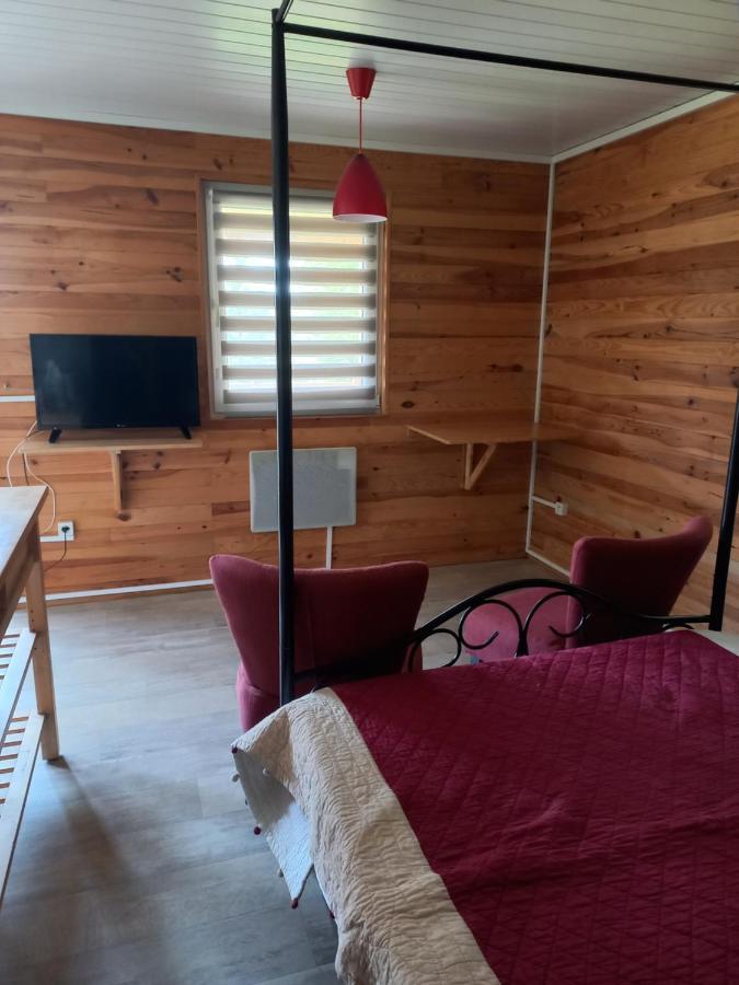 Chalet 2 Pers. + Bebe Montolieu Екстер'єр фото